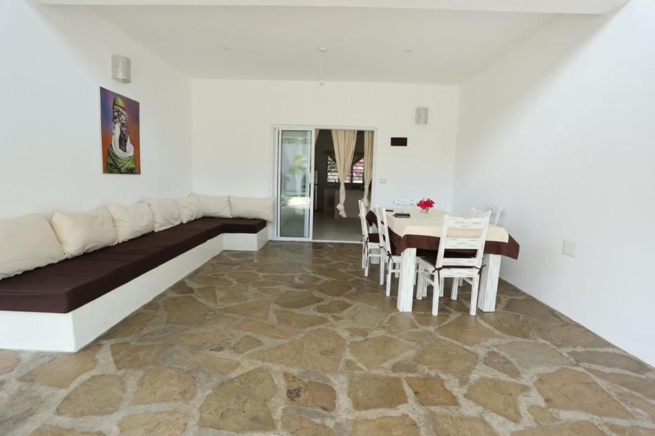 וואטאמו Rafiki Jua Resort מראה חיצוני תמונה